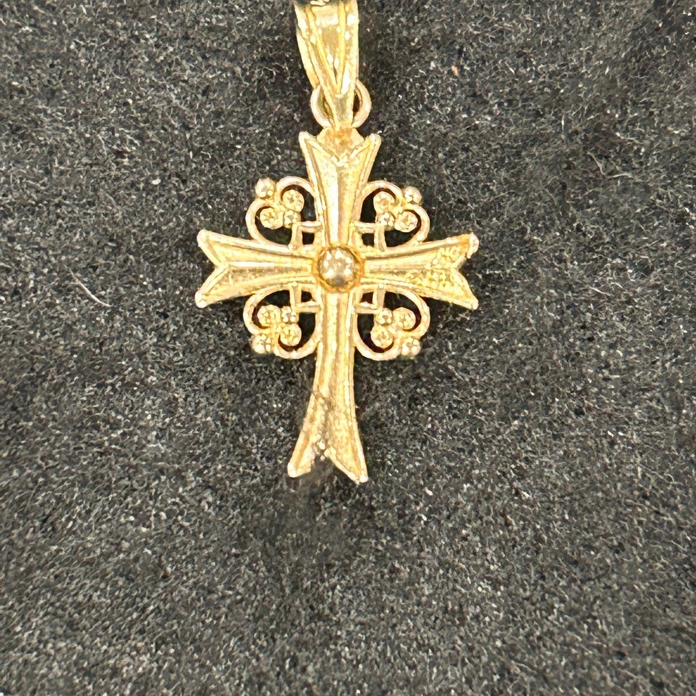 14K Yellow Gold VINTAGE Delicate Cross Pendant